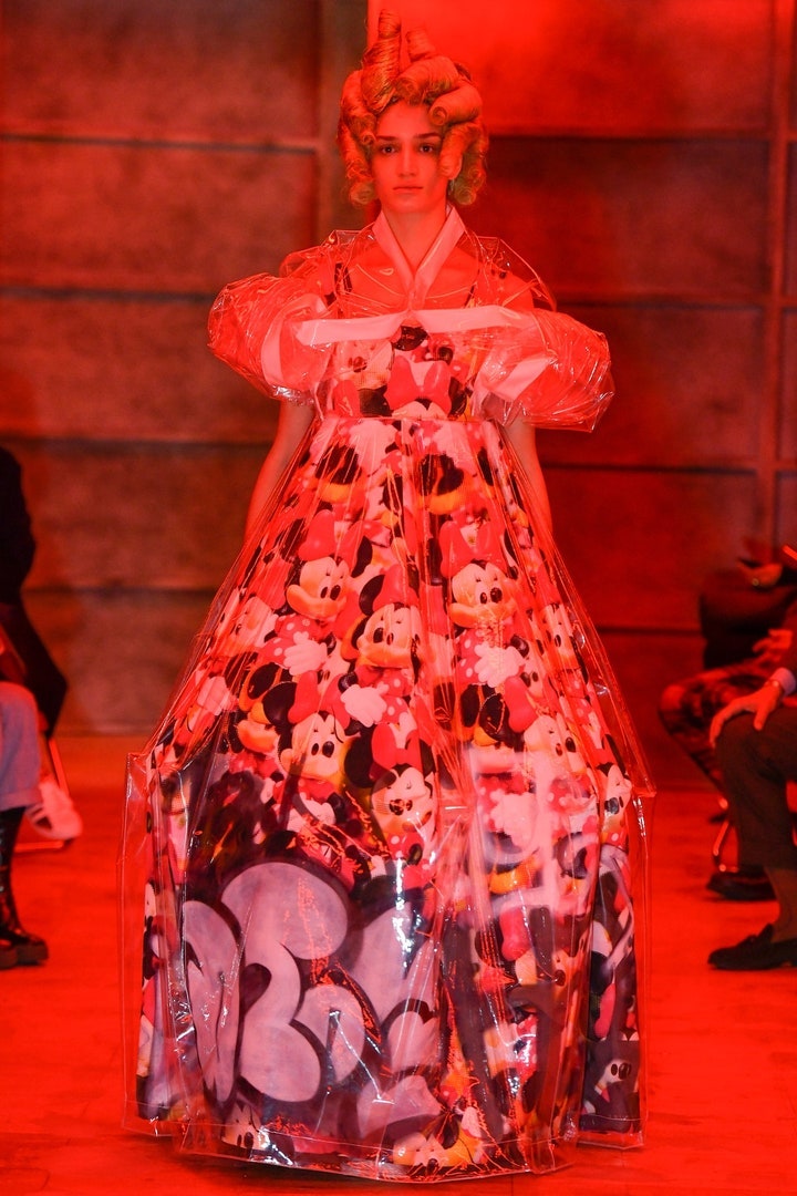 Рэи Кавакубо — о силе одежды, брендах с «правильной» позицией и будущем Comme des Garçons