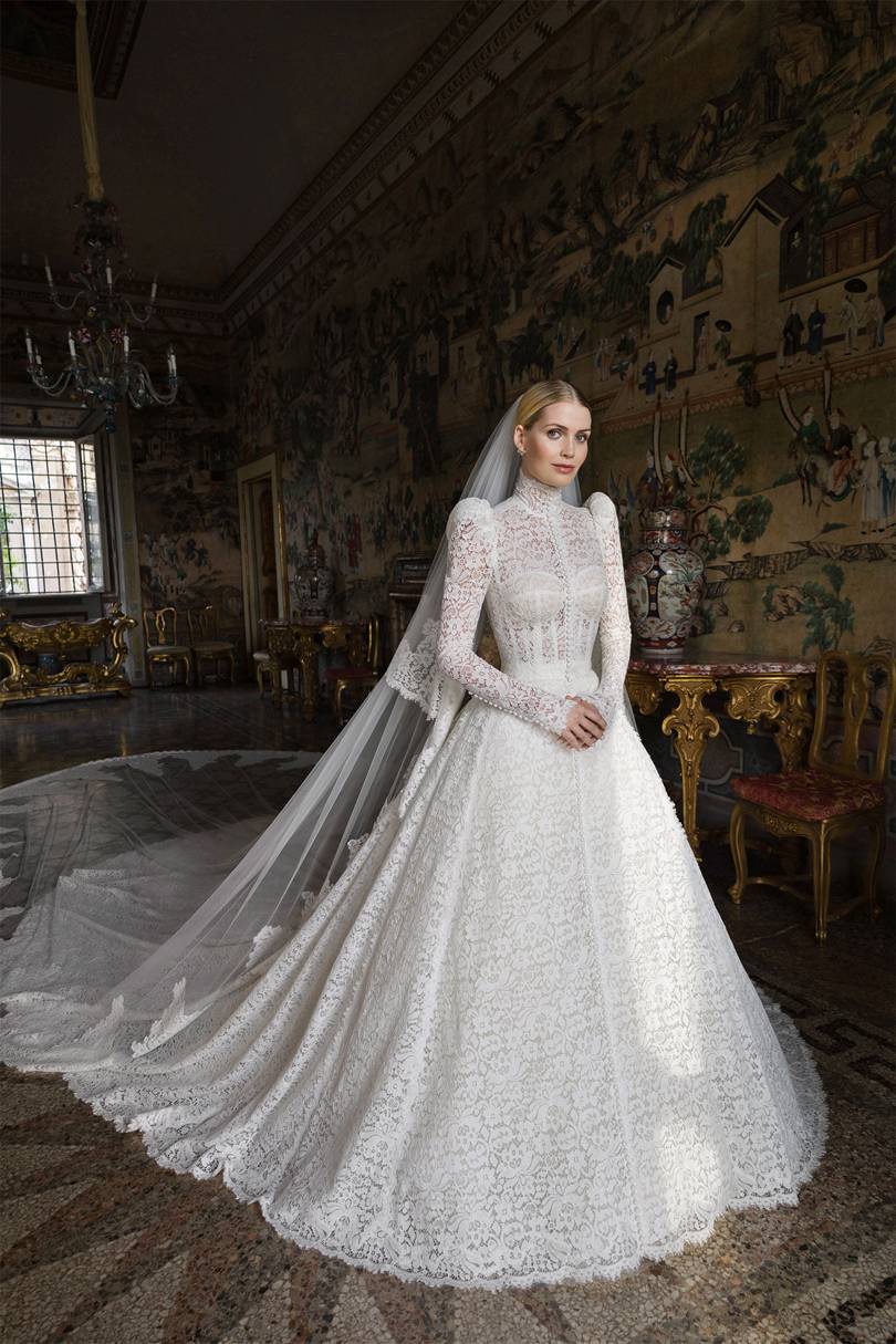 Как Dolce & Gabbana создавали свадебное платье Китти Спенсер